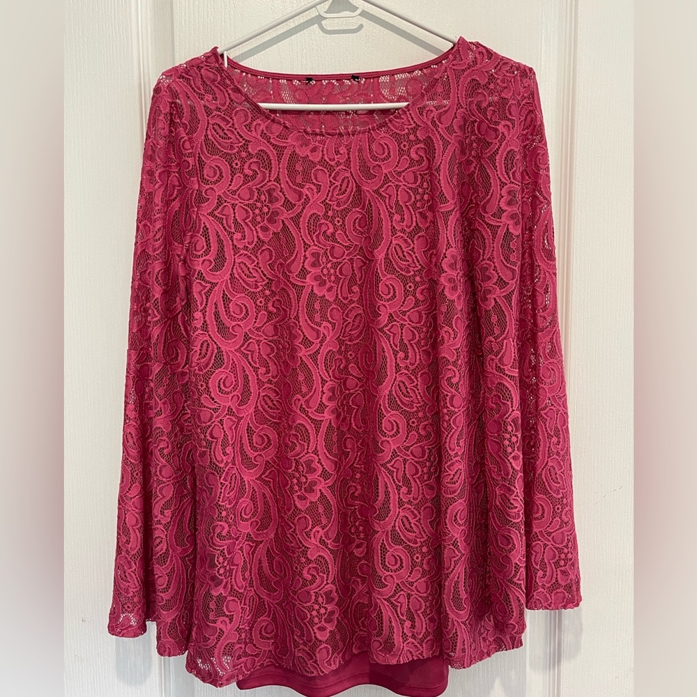 Pink 2-piece tank and lace shirt